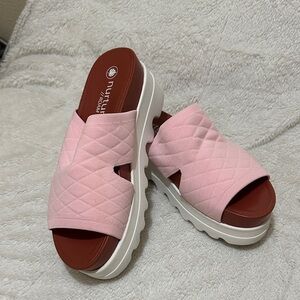Nurture by Lamaze Light Pink Quilted Mules